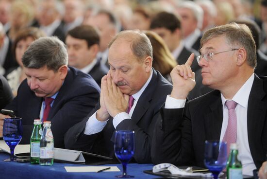 Vladimir Putin attends 19th RUIE conference in Moscow