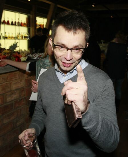 Party to mark opening of Reka club