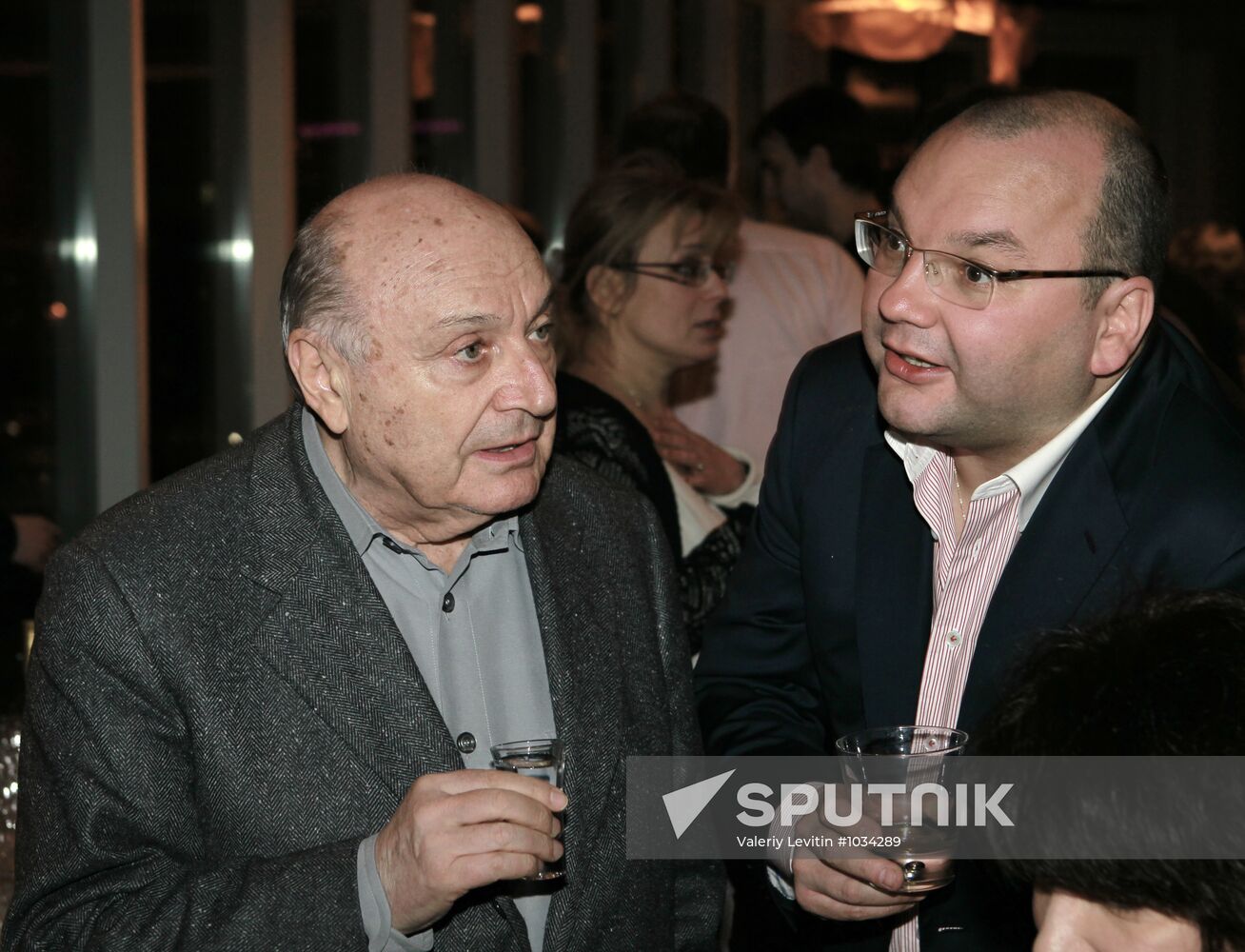 Party to mark opening of Reka club