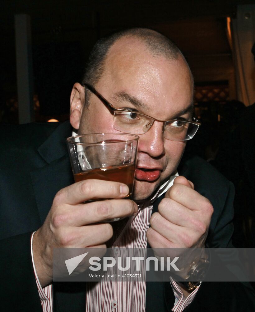 Party to mark opening of Reka club