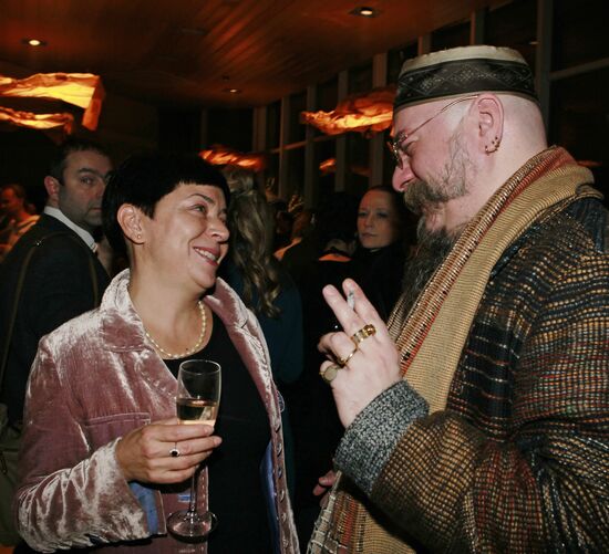 Party to mark opening of Reka club