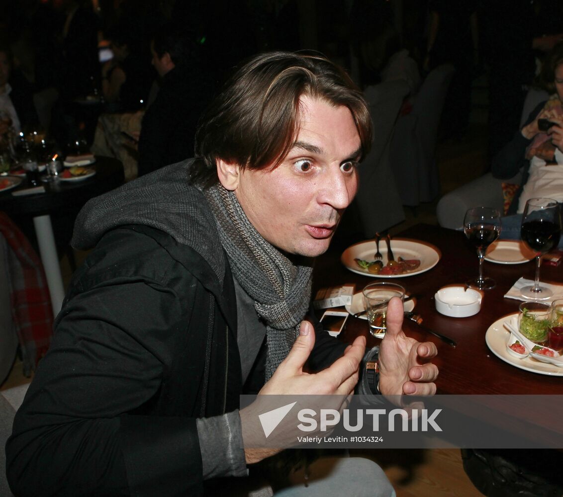 Party to mark opening of Reka club