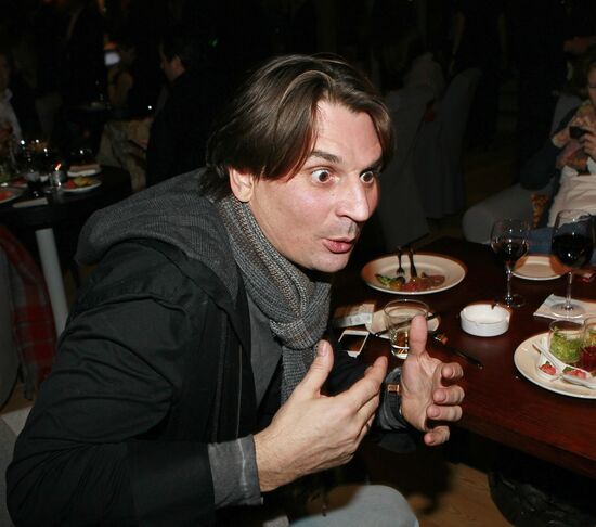 Party to mark opening of Reka club