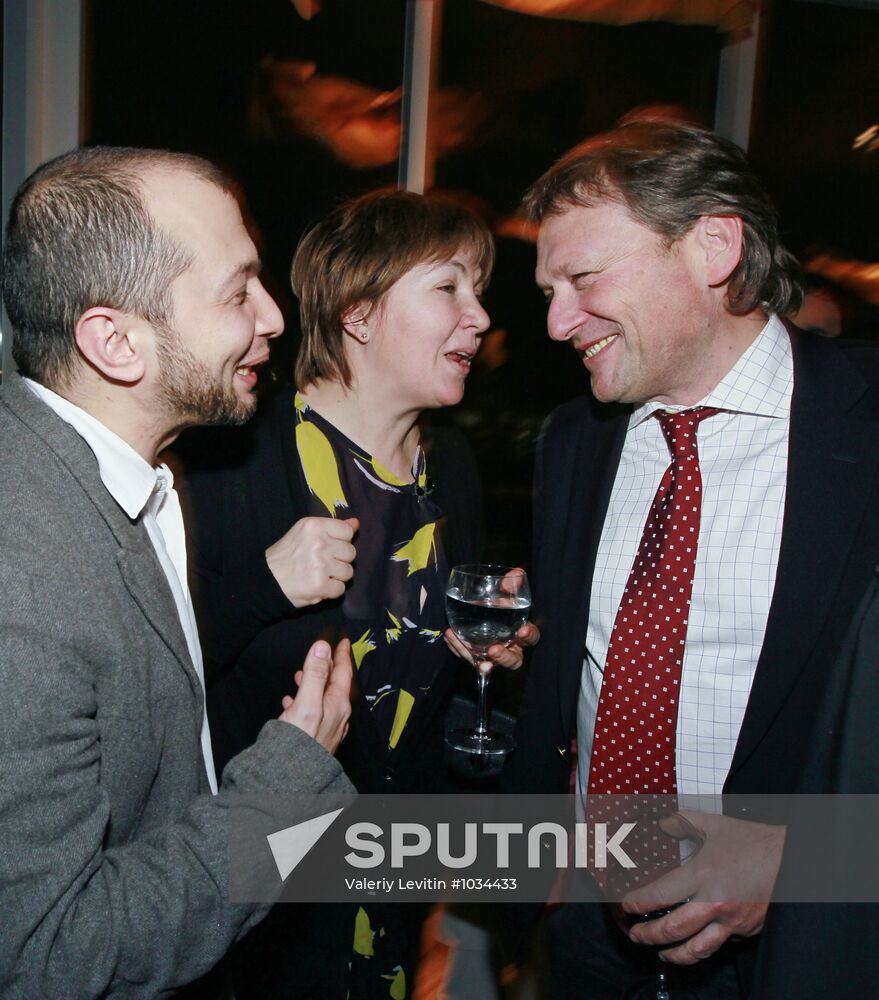 Party to mark opening of Reka club