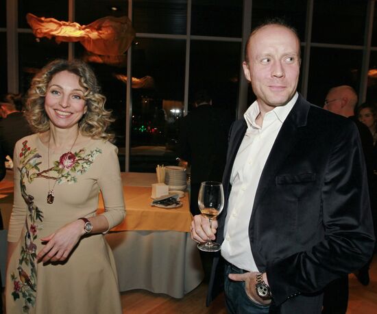 Party to mark opening of Reka club