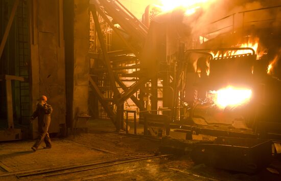 Work in Oskol electrometallurgical plant