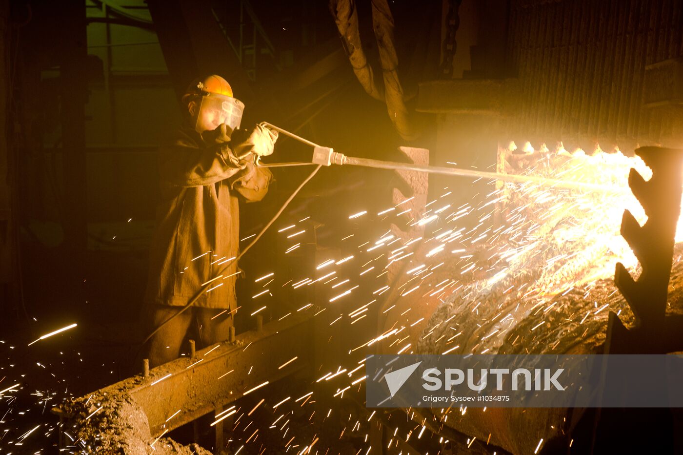 Work in Oskol electrometallurgical plant