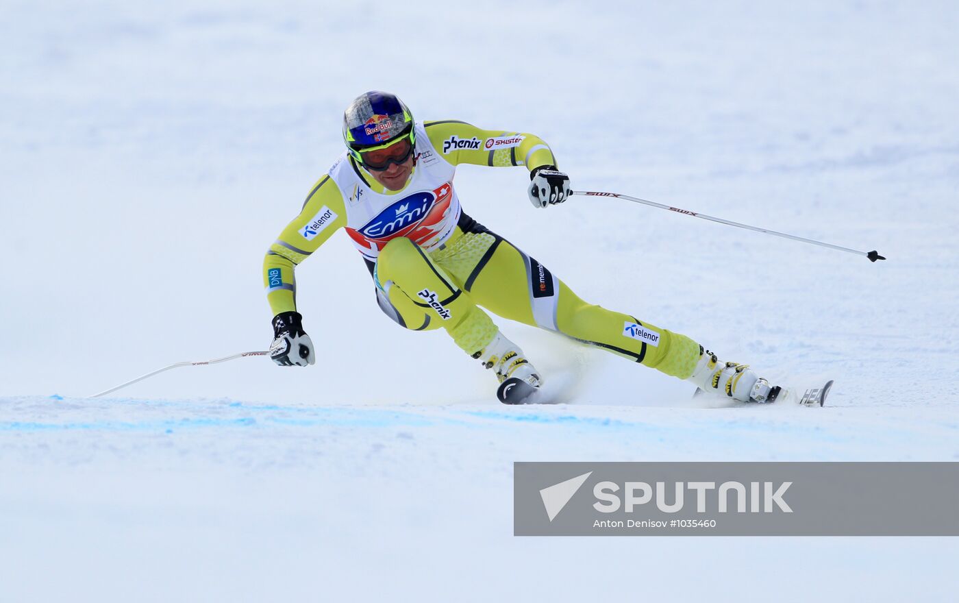 Alpine Skiing. FSI Ski World Cup. Men's downhill