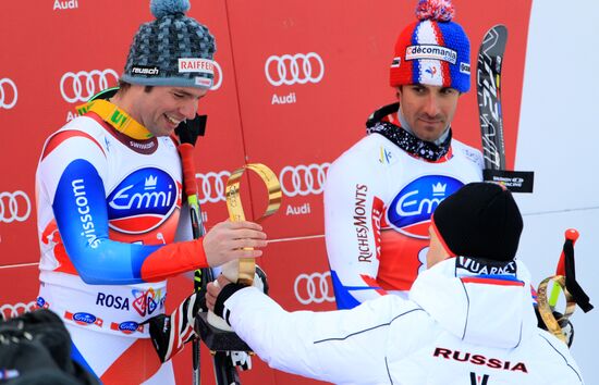Alpine Skiing. FSI Ski World Cup. Men's downhill skiing