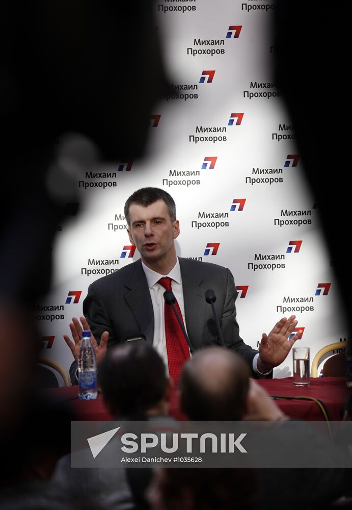 Presidential candidate Mikhail Prokhorov visits St. Petersburg
