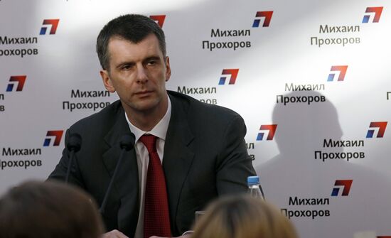 Presidential candidate Mikhail Prokhorov visits St. Petersburg