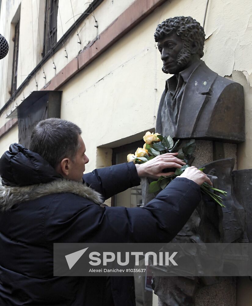 Presidential candidate Mikhail Prokhorov visits St. Petersburg