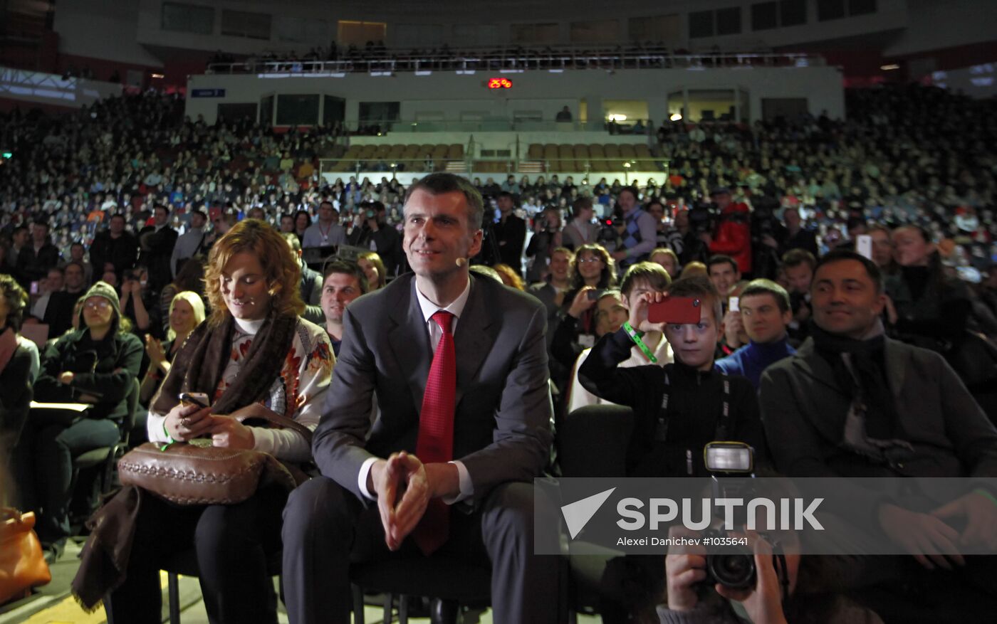Presidential candidate Mikhail Prokhorov visits St. Petersburg