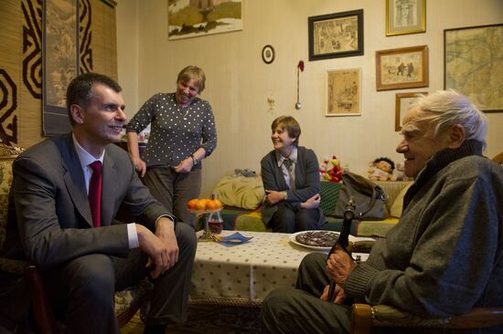 Presidential candidate Mikhail Prokhorov visits St. Petersburg