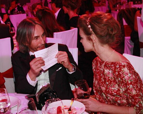 Natalya Vodyanova's Warm Reception charity evening