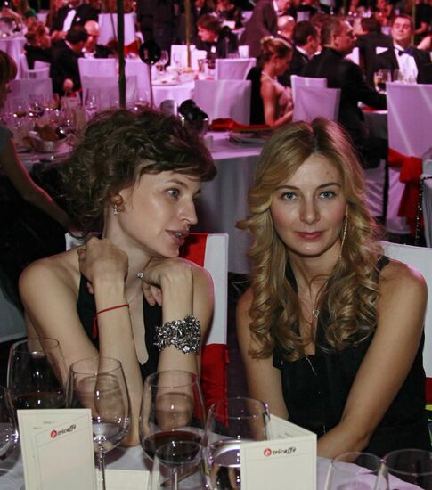 Natalya Vodyanova's Warm Reception charity evening