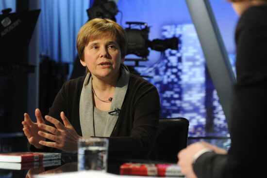 Debate between representatives of presidential candidates