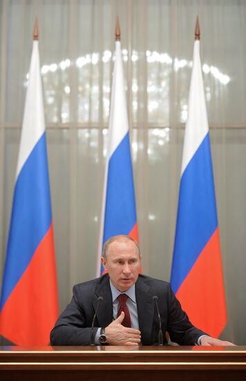 Vladimir Putin meets with Russian university rectors in Moscow