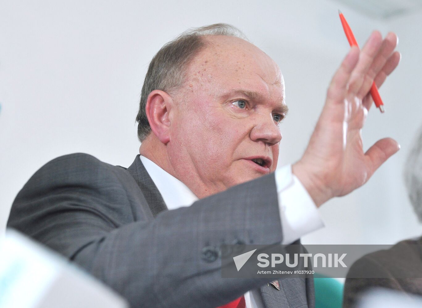 P/c of presidential candidates V. Zhirinovsky and G. Zyuganov