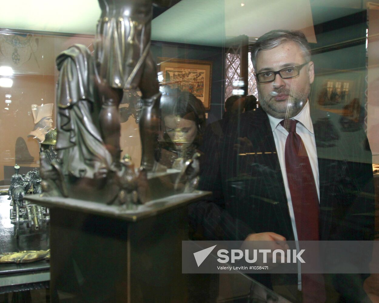 "Two Emperors" exhibition opens in Moscow