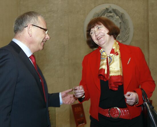"Two Emperors" exhibition opens in Moscow