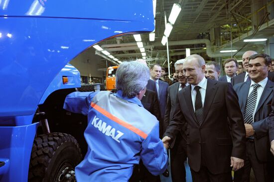 Vladimir Putin visits Volga Federal District