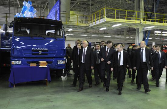 Vladimir Putin visits Volga Federal District