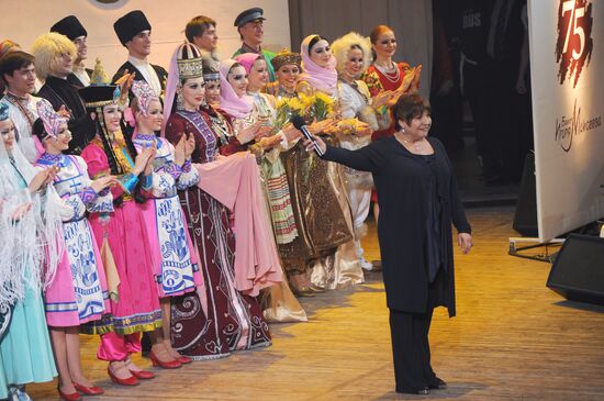 Moiseyev Folk Dance Ensemble gives anniversary performance