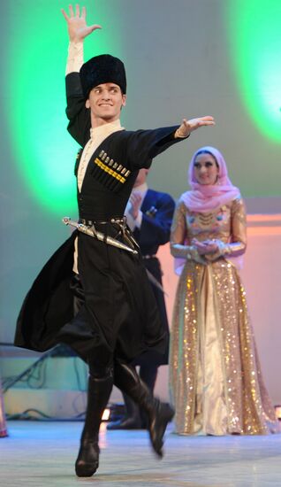 Moiseyev Folk Dance Ensemble gives anniversary performance