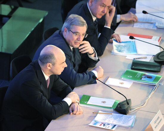 Prime Minister Vladimir Putin visits Siberian Federal District