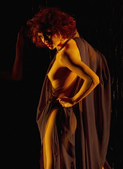 Le Crazy Horse Paris cabaret's show "Forever Crazy-2"