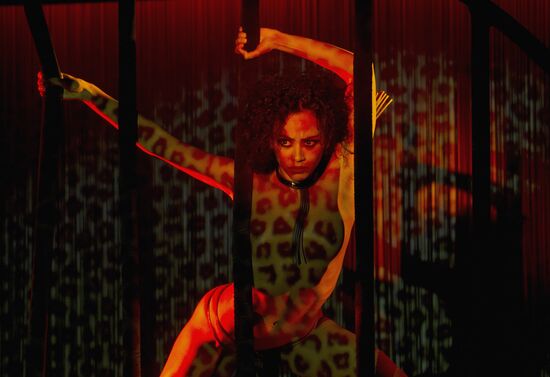 Le Crazy Horse Paris cabaret's show "Forever Crazy-2"