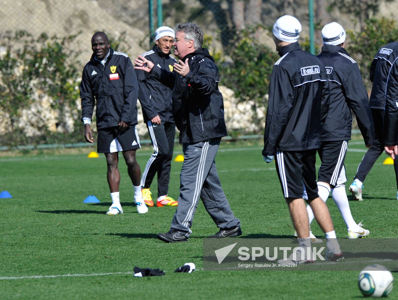 Guus Hiddink holds first training as Anji head coach