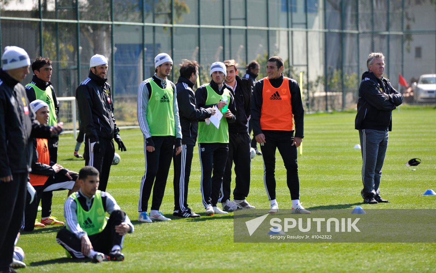 Guus Hiddink holds first training as Anji head coach