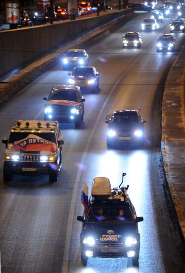Motor rally supports presidential candidate Vladimir Putin