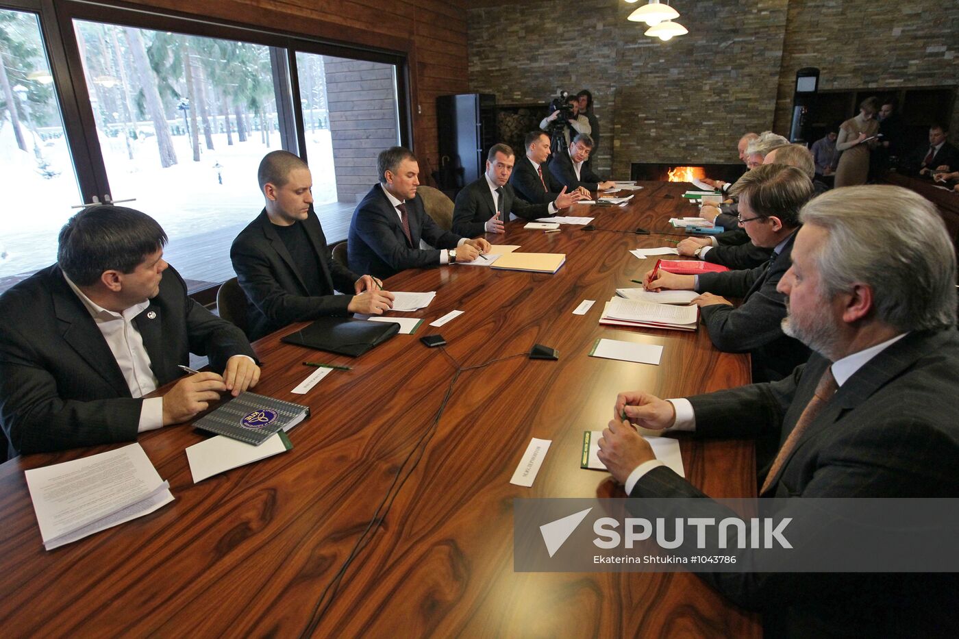 Dmitry Medvedev meets with leaders of unregistered parties
