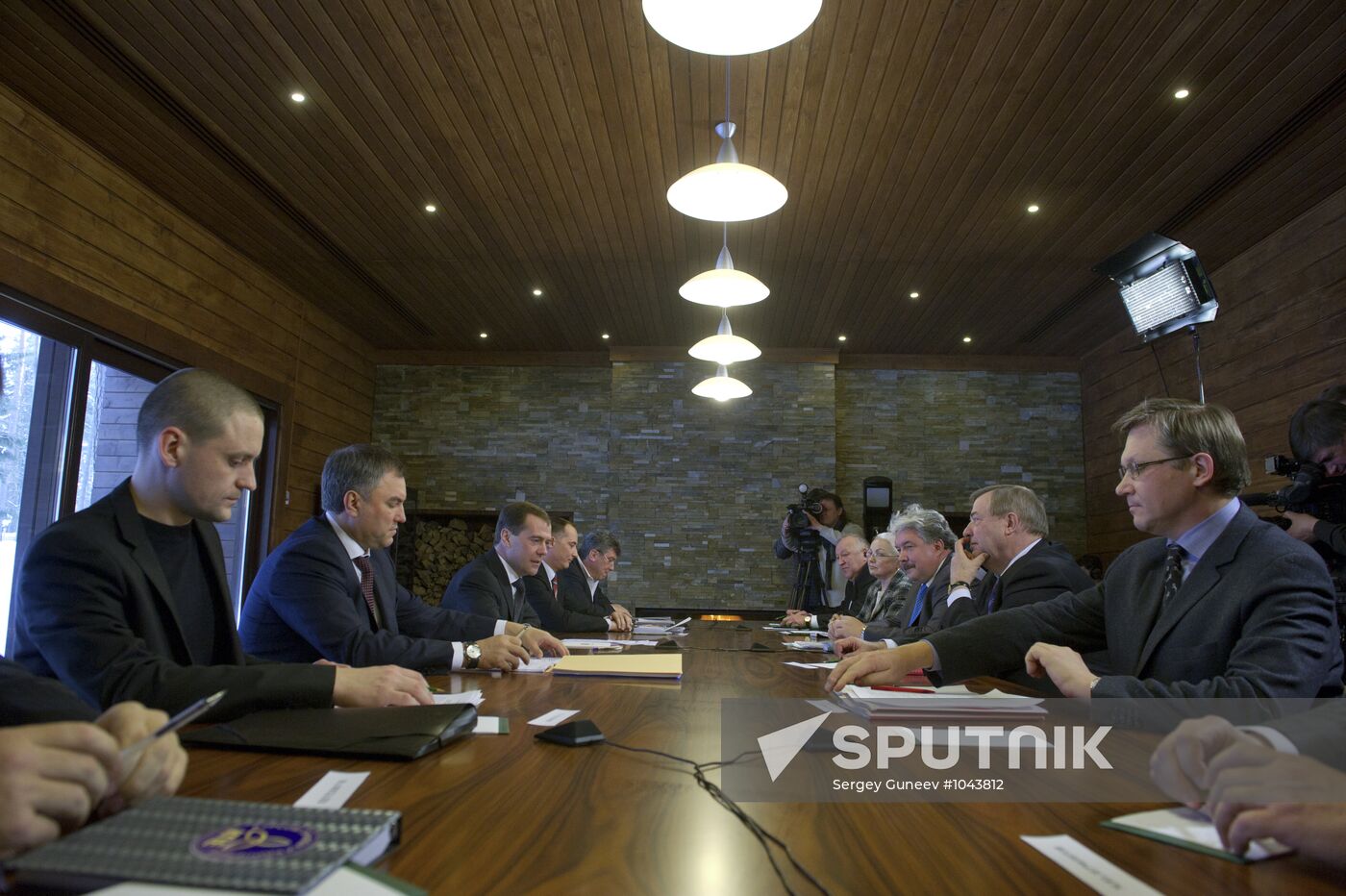 Dmitry Medvedev meets with leaders of non-registered parties