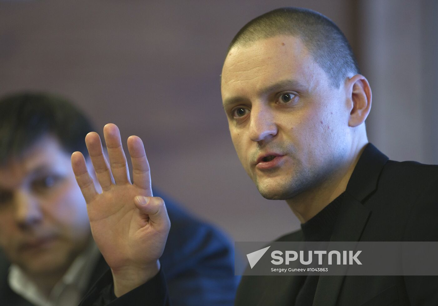 Sergei Udaltsov attends meeting at Gorki