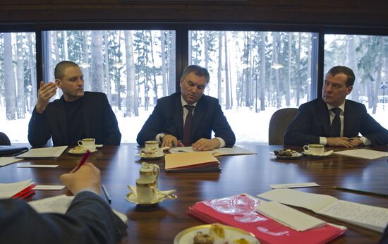 Dmitry Medvedev meets with leaders of non-registered parties