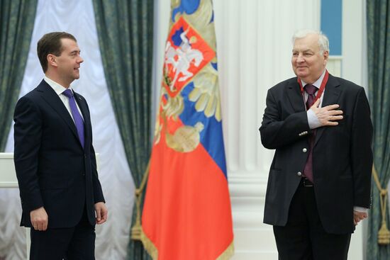Dmitry Medvedev presents state awards in Kremlin