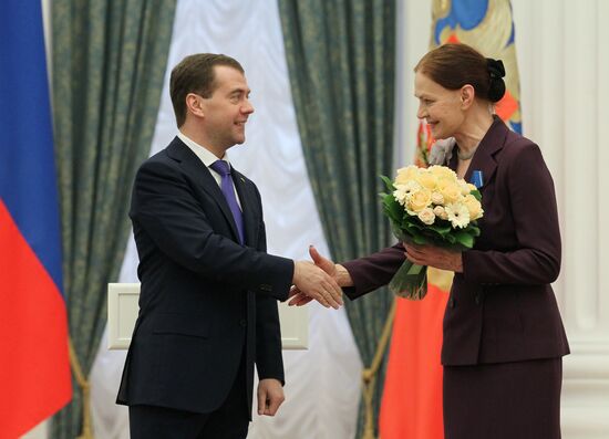 Dmitry Medvedev presents state awards in Kremlin