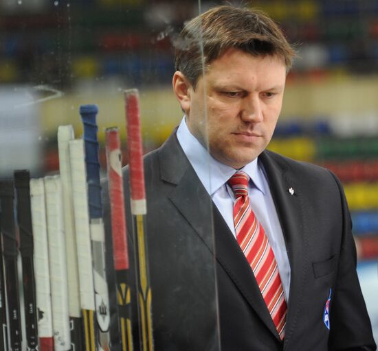 Vyacheslav Butsayev, HC CSKA Moscow Acting head coach