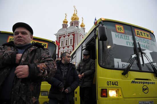 "Defend the Nation!" march and rally to support Putin
