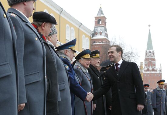 Dmitry Medvedev at Tomb of the Unknown Soldier on February 23