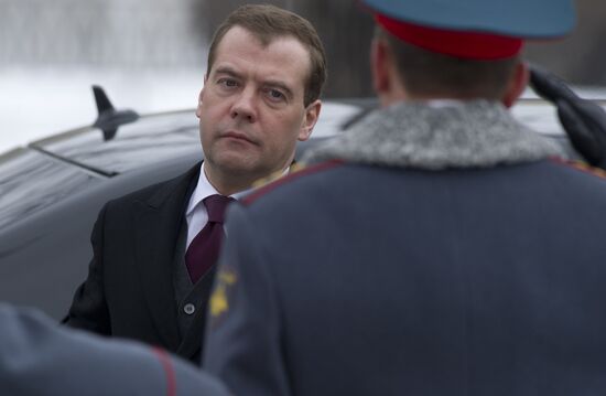 Dmitry Medvedev at Tomb of the Unknown Soldier on February 23