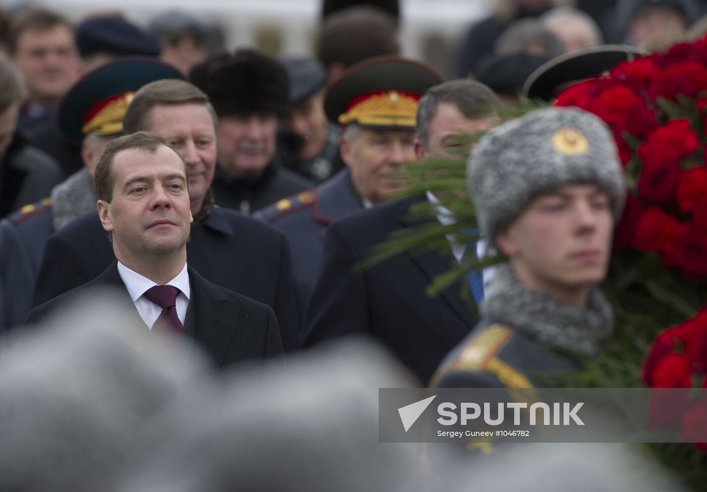 Dmitry Medvedev at Tomb of the Unknown Soldier on February 23