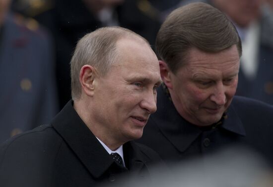 Vladimir Putin at the Tomb of the Unknown Soldier