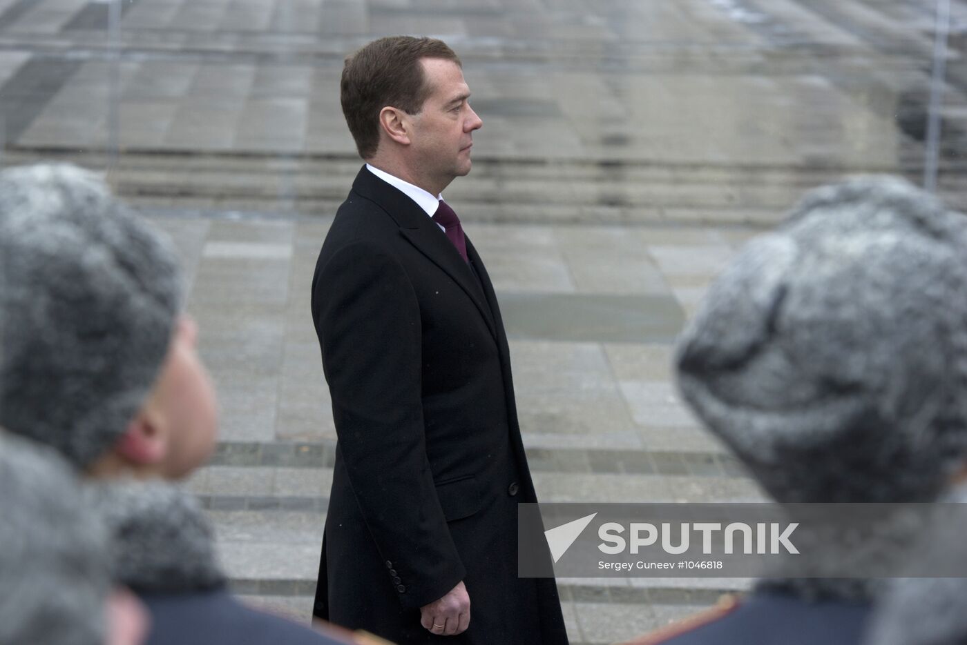 Dmitry Medvedev at Tomb of the Unknown Soldier on February 23