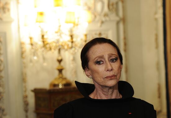 Order of Legion of Honor presented to Maya Plisetskaya