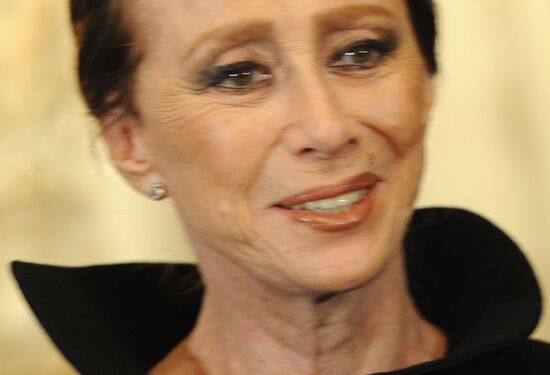 Order of Legion of Honor presented to Maya Plisetskaya